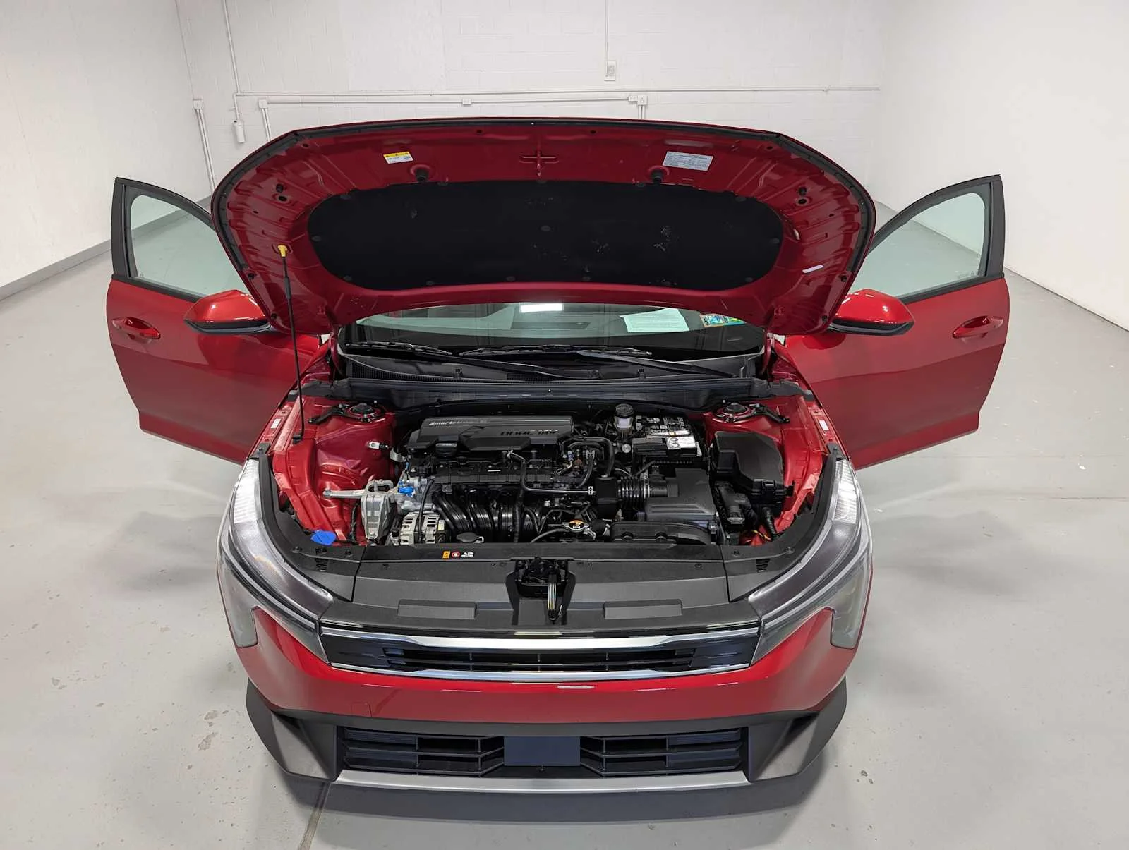 Used 2025 Currant Red Kia EX image 13