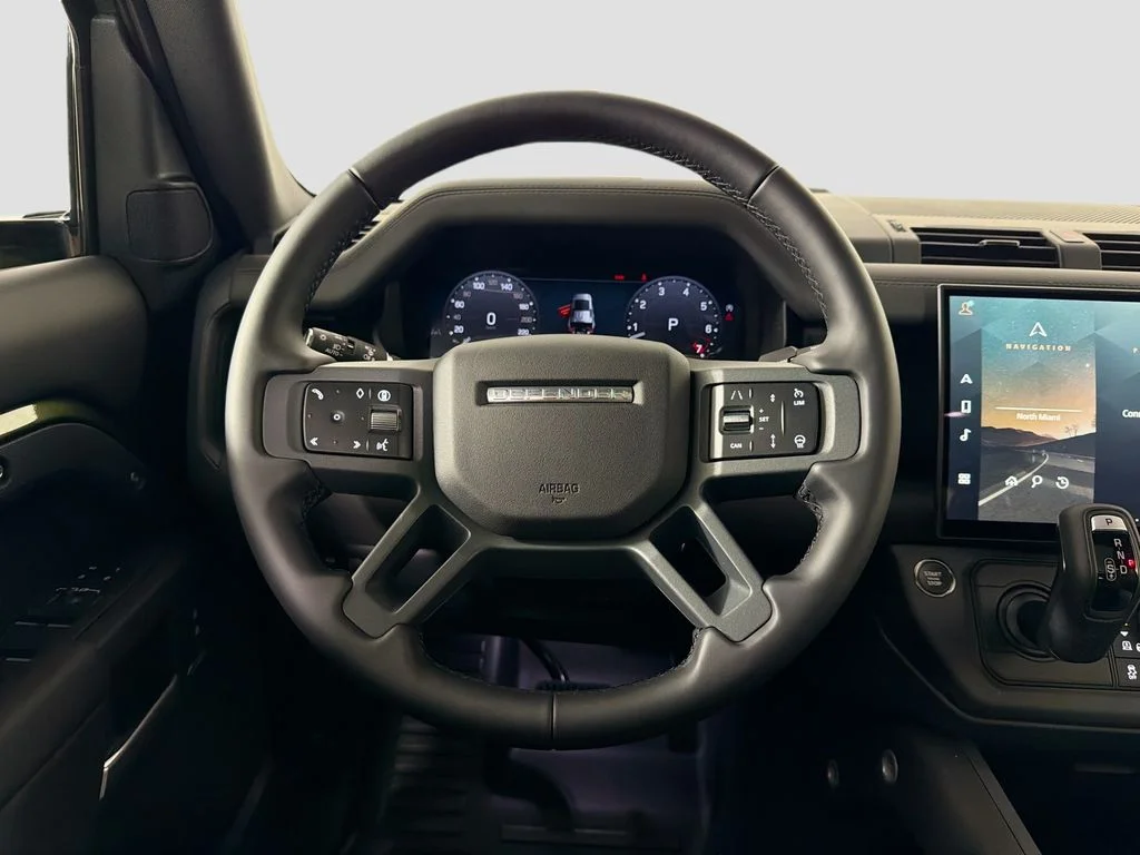 New 2026 Woolstone Green Land Rover X-Dynamic SE image 24