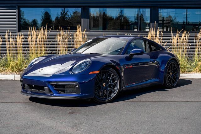 2024 Porsche 911 GTS