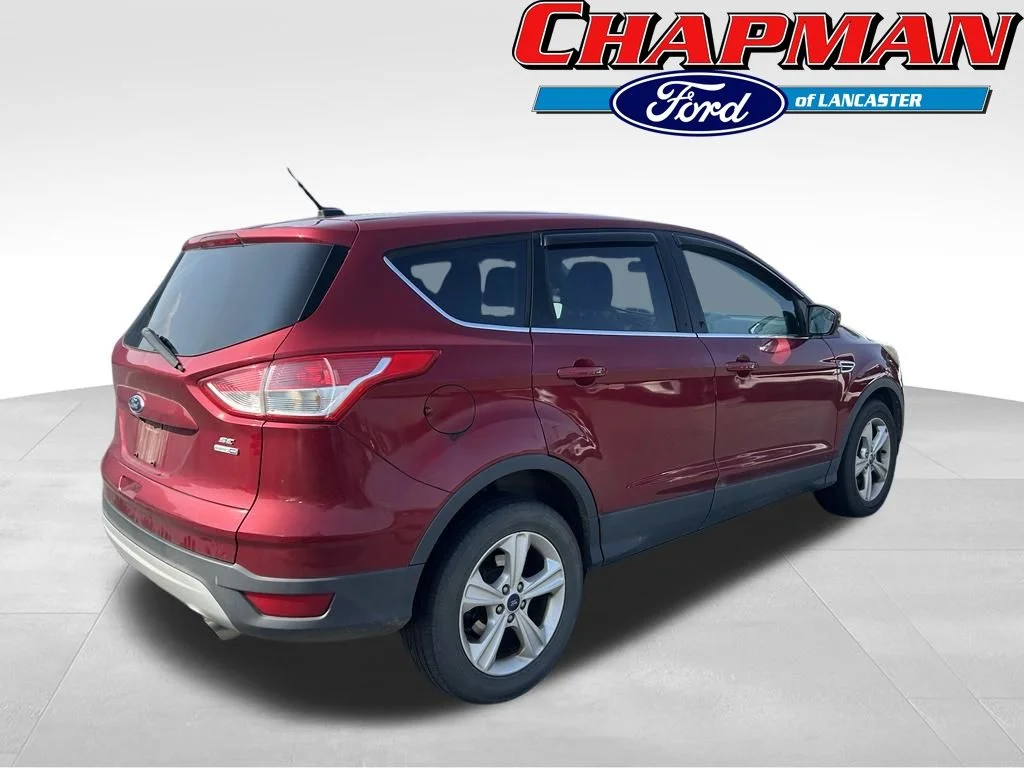 Used 2015 Ruby Red Metallic Ford SE image 3