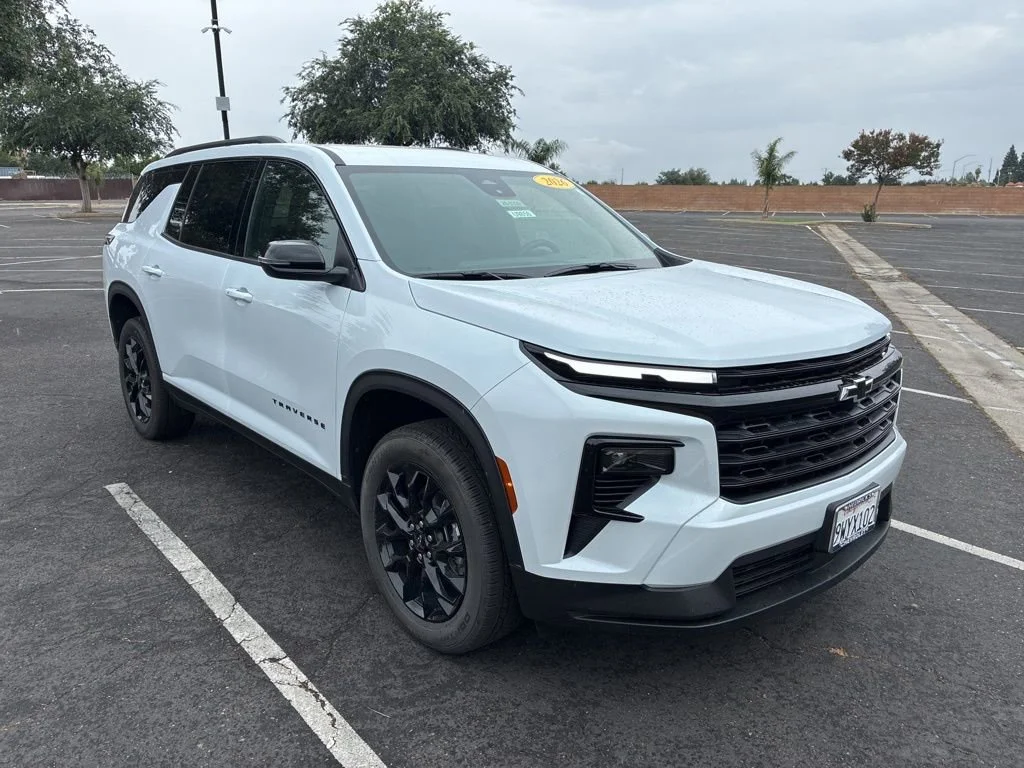 2026 Chevrolet Traverse AWD LT's photo