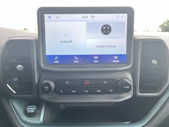 Used 2024 White Ford Badlands image 18