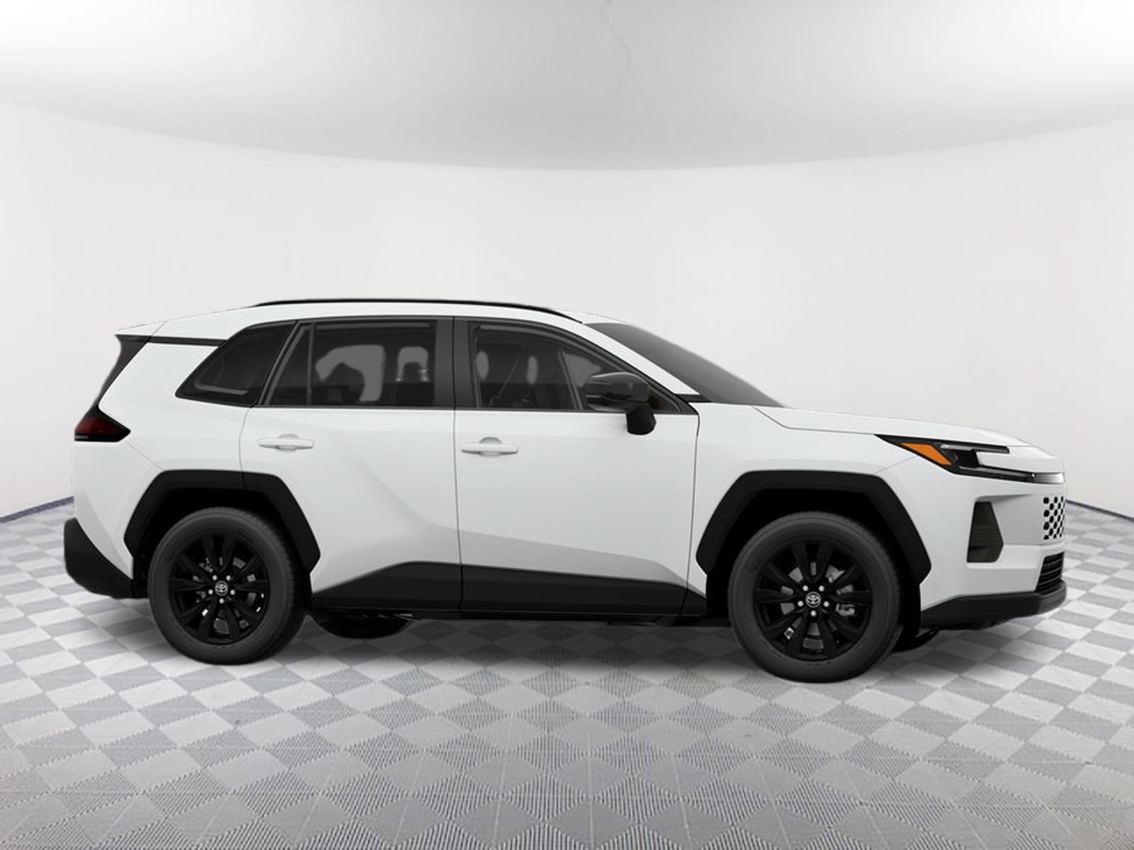 New 2026 Ice Cap Toyota XLE Premium image 13