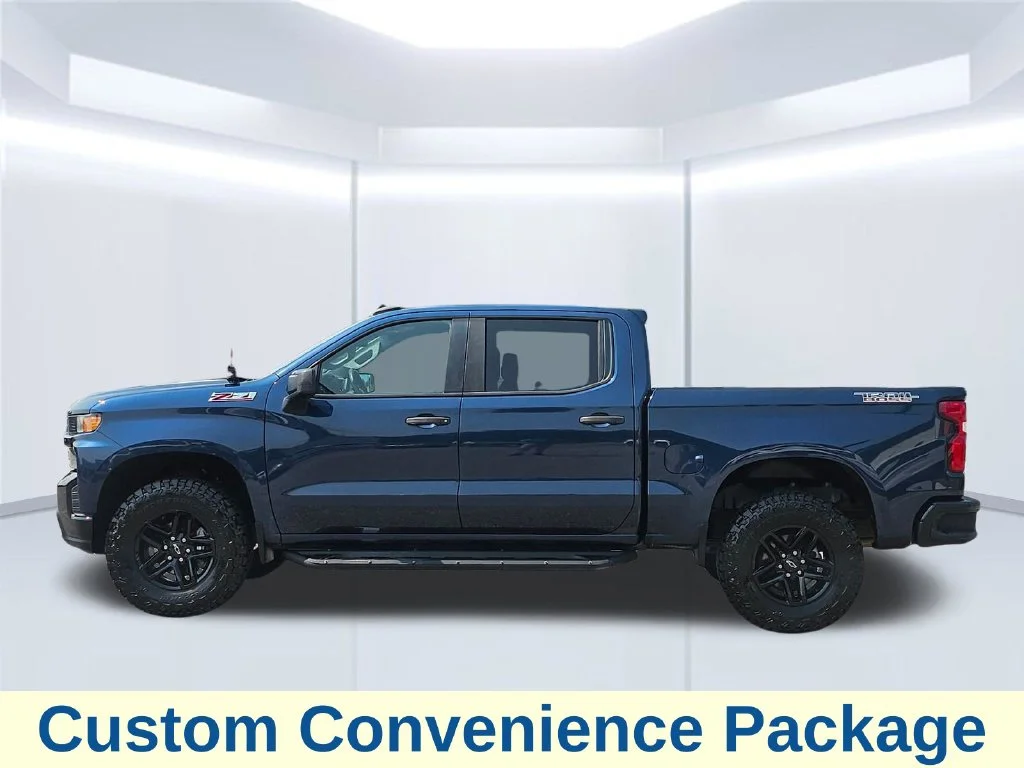 Used 2020 Northsky Blue Metallic Chevrolet Custom Trail Boss image 17