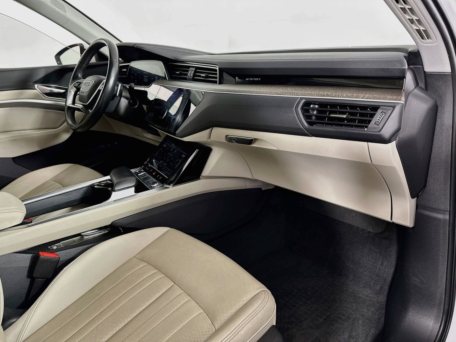 Used 2024 Glacier White Metallic Audi Premium Plus image 31