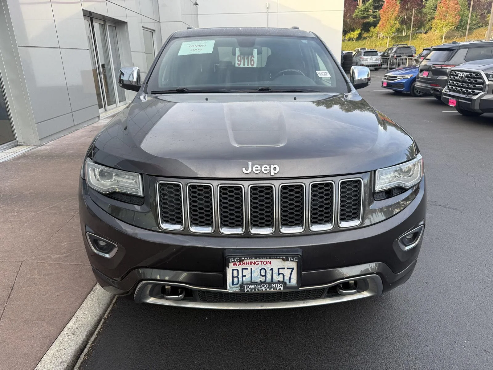 Used 2014 Granite Crystal Metallic Clearcoat Jeep Overland image 8