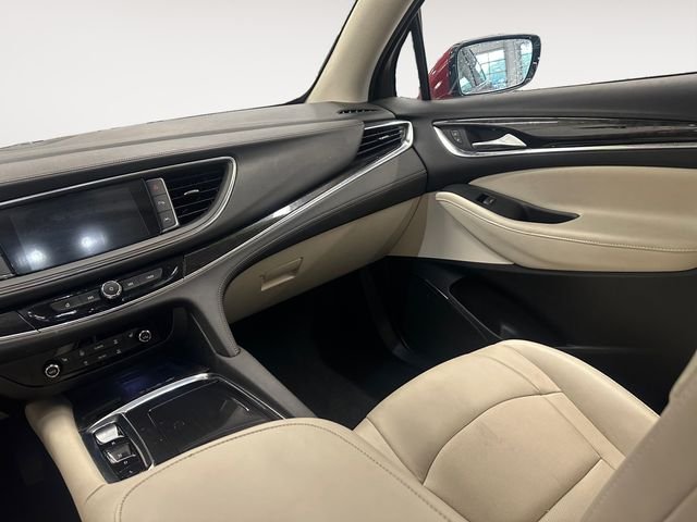 Used 2023 Red Buick Essence image 11