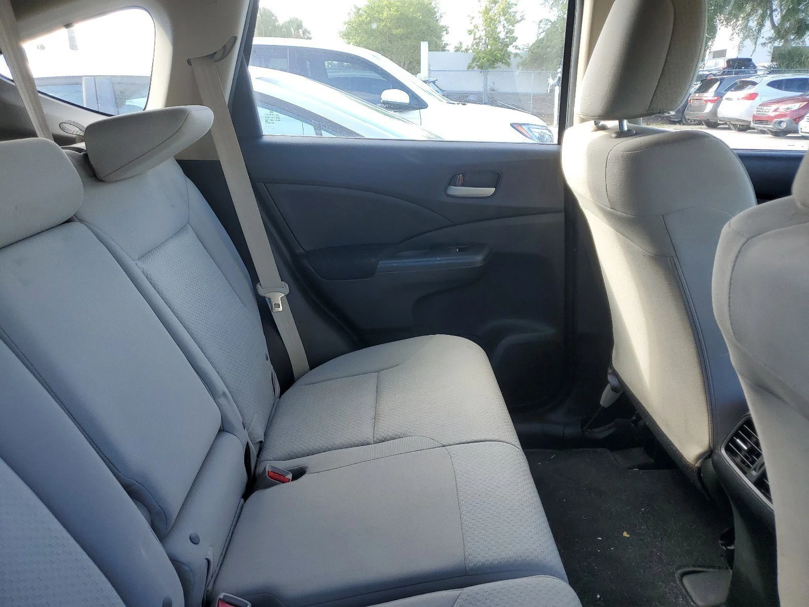 Used 2015  Honda LX image 2