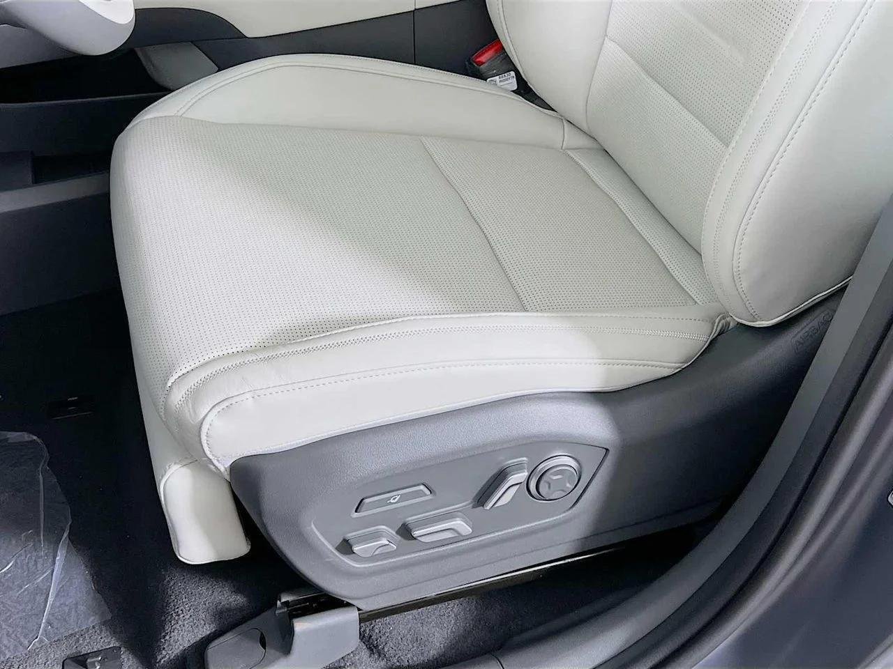 New 2026 Ecotronic Gray Matte Hyundai Calligraphy AWD image 19