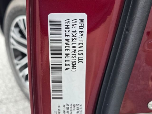 New 2026 Velvet Red Pearl-Coat Exterior Paint Jeep  image 33