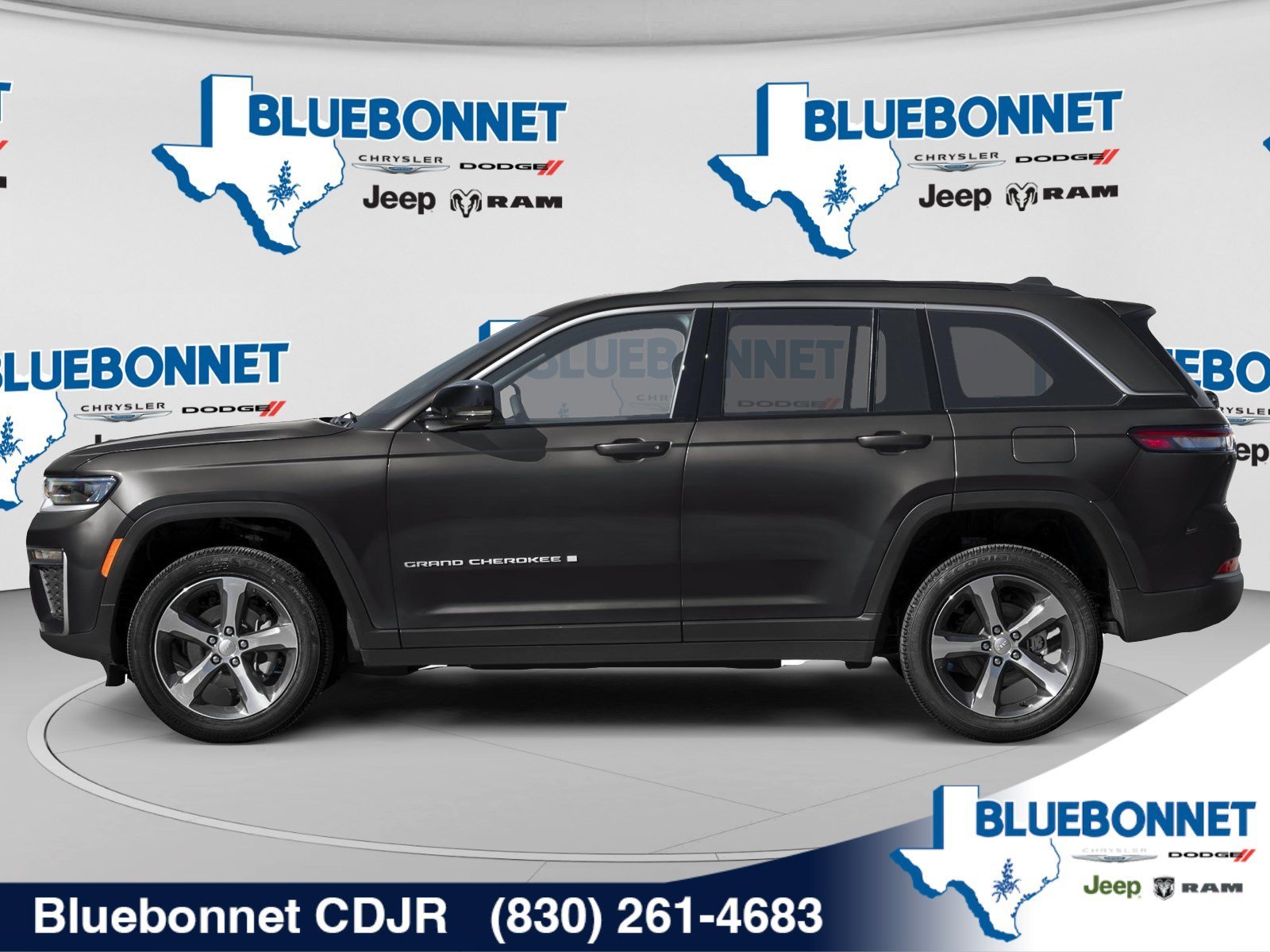 New 2026 Diamond Black Crystal Pearlcoat Jeep Laredo X image 3