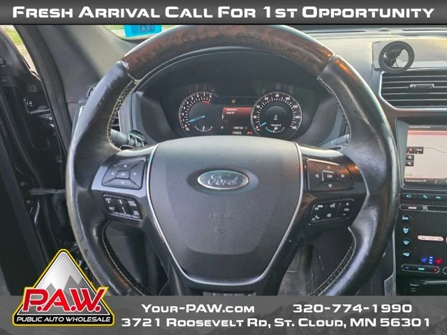 Used 2016 Black Ford Platinum image 13