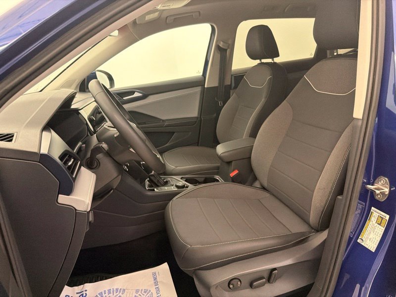 Used 2024 Blue Volkswagen 1.5T SE image 23