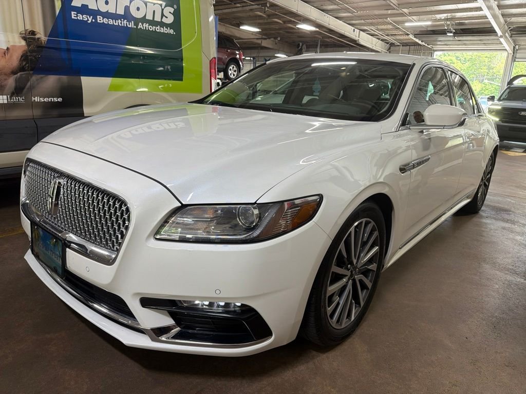 Used 2020 White Lincoln Standard image 6