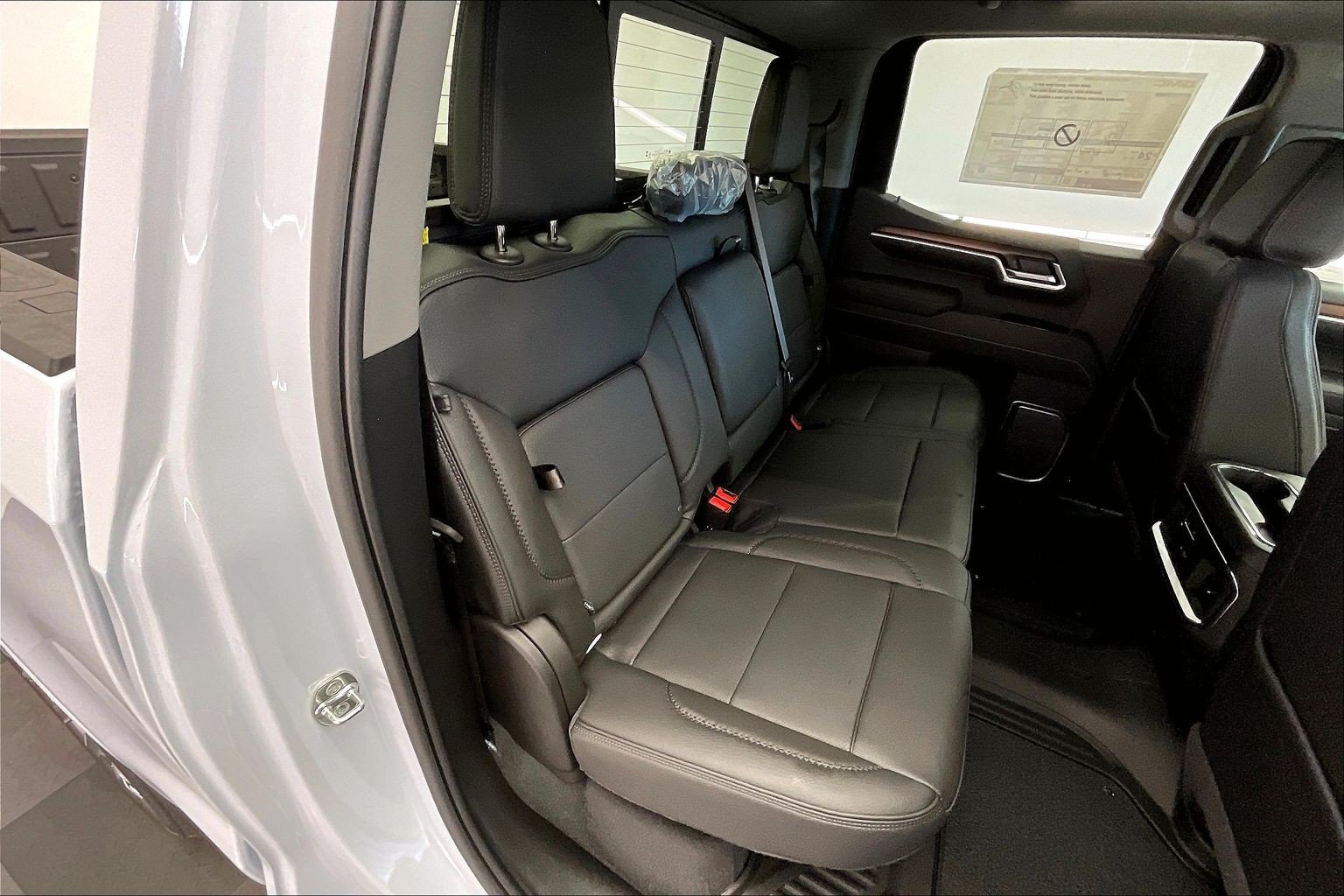 2026 GMC Sierra 1500 Denali - Photo 10