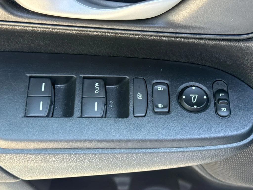 2020 Honda CR-V LX - Photo 15
