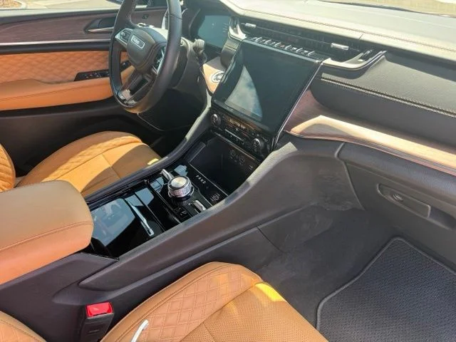Used 2025 Red Jeep Summit image 25