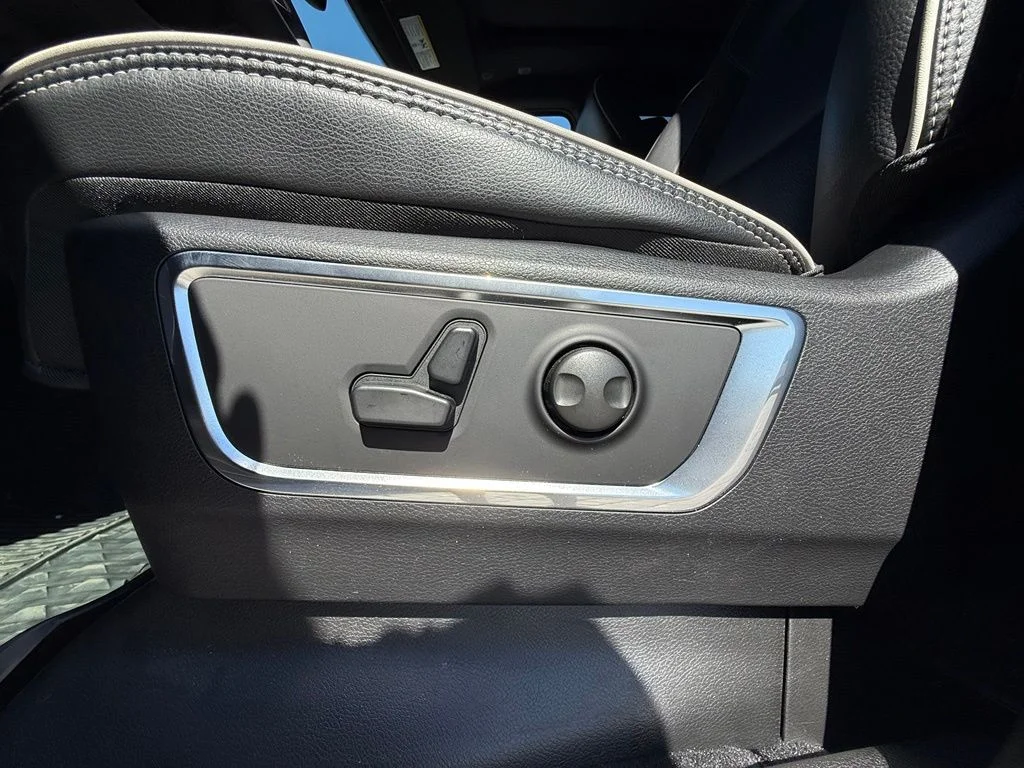 Used 2026 Gray Ram Laramie image 33
