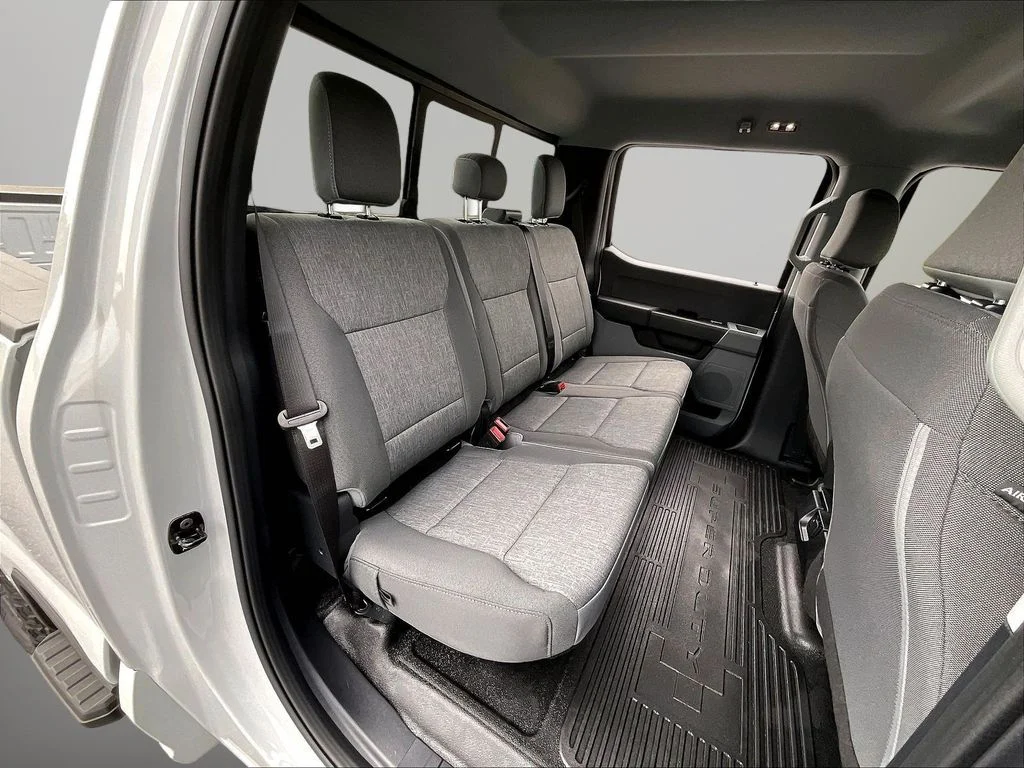 New 2026 Avalanche Ford F-350® XL image 9