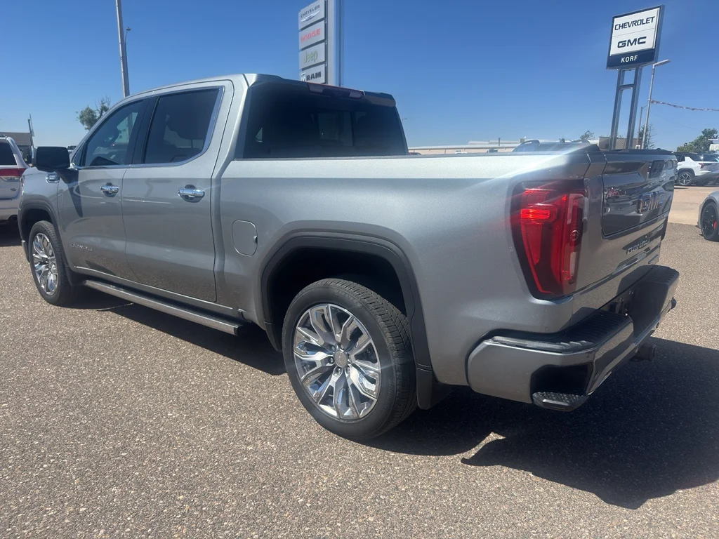 Used 2025 Sterling Metallic GMC Denali image 8