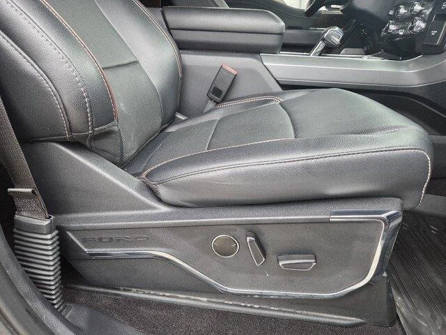Used 2022 Antimatter Blue Metallic Ford LARIAT image 31