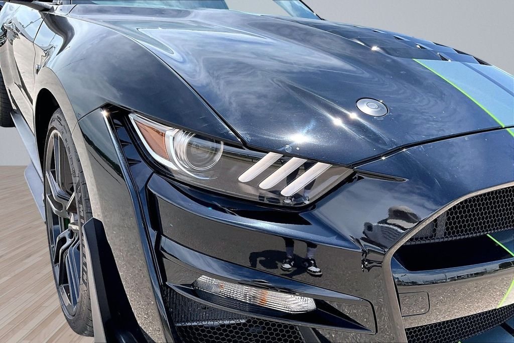 Used 2022 Black Ford Shelby GT500 image 24