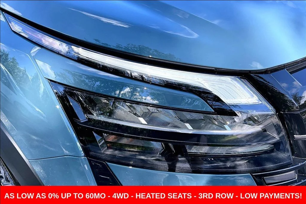 New 2026 Green Nissan SL image 32