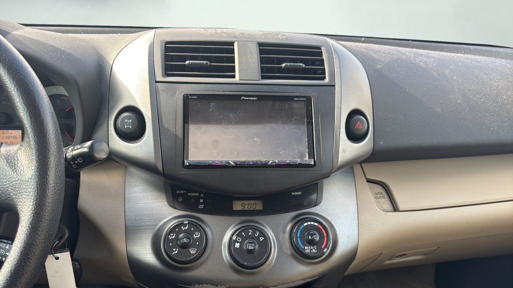 Used 2011 Blue Toyota Base image 17