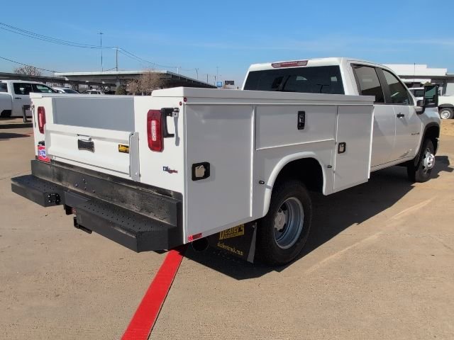 New 2026 Summit White Chevrolet Work Truck image 26