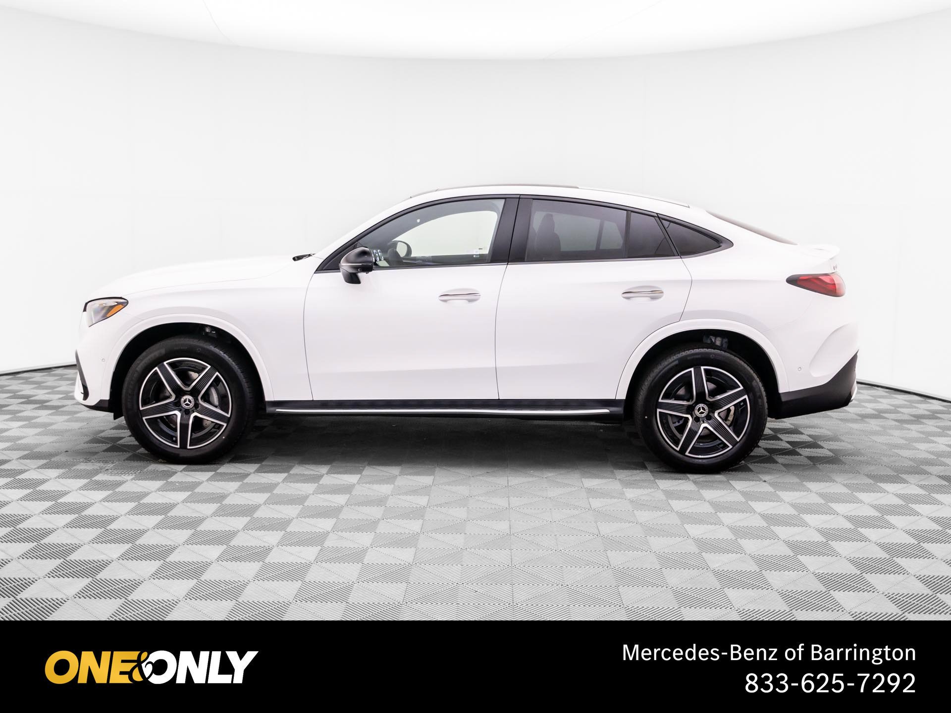 New 2027 White Mercedes-Benz GLC 300 Coupe image 43