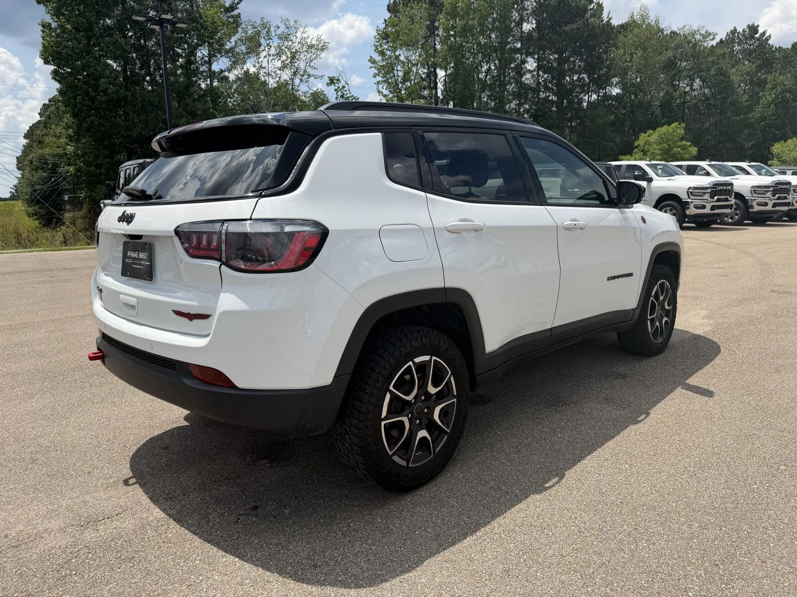 2025 Jeep Compass Trailhawk - Photo 6