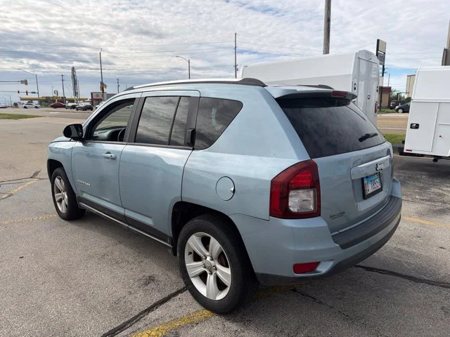 Used 2014 Winter Chill Pearlcoat Jeep Sport image 5