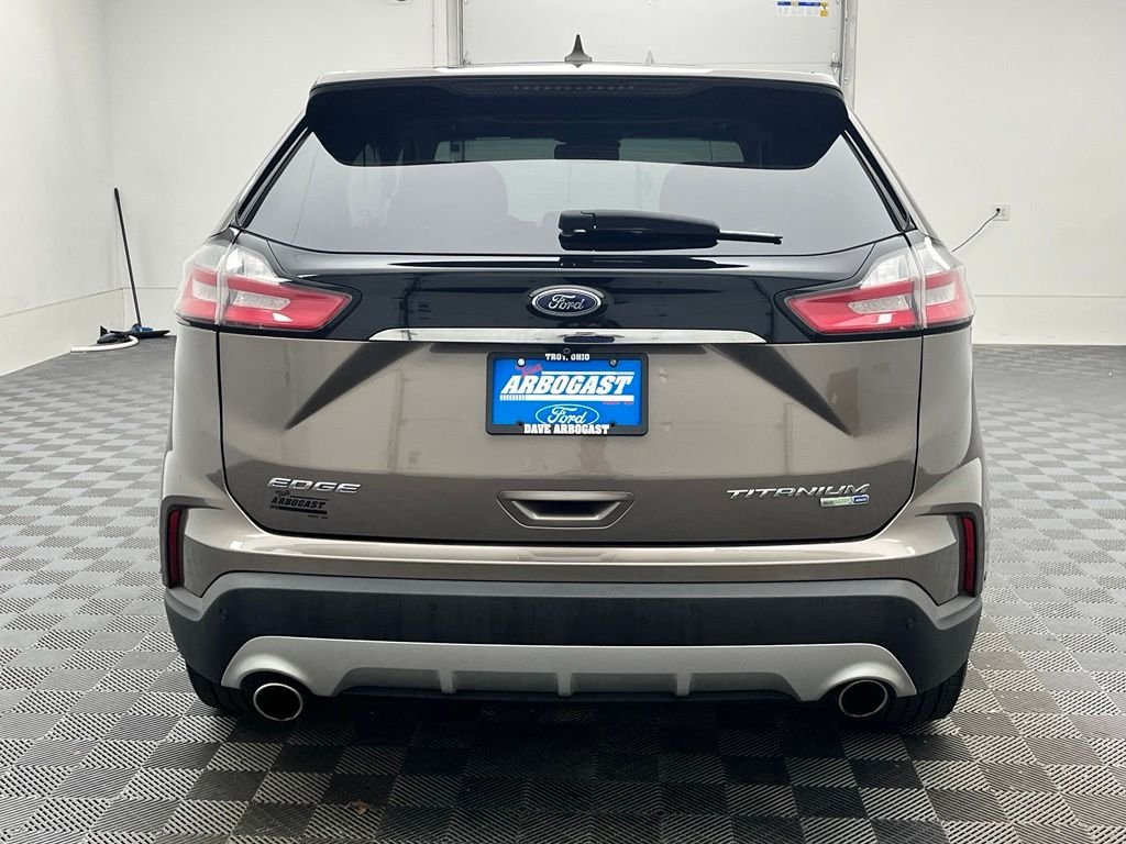 Used 2019 Stone Gray Metallic Ford Titanium image 10