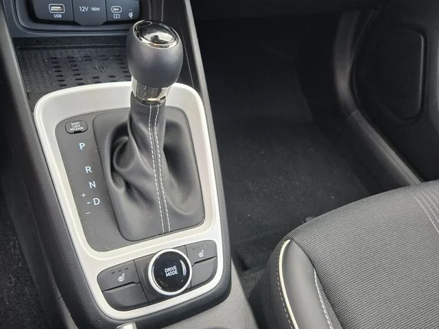 Certified Used 2025 Red Hyundai Limited image 18