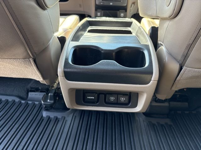 Used 2019 White Honda Elite image 27