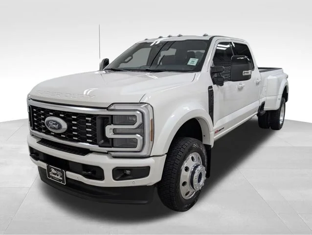 New 2026 Star White Metallic Tri-Coat Ford F-450® Platinum® image 56