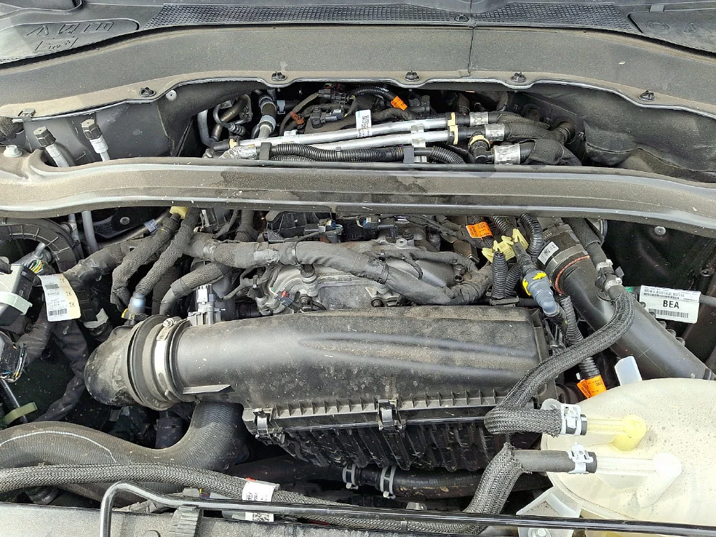 Used 2025 Gray Ford ST-Line image 30