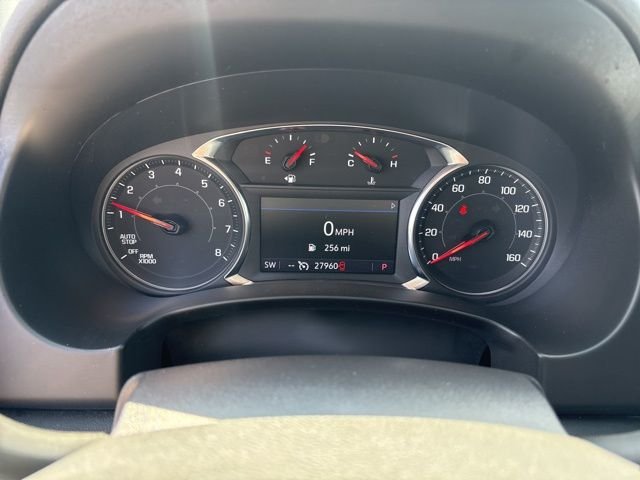 Used 2024 Silver GMC SLT image 24