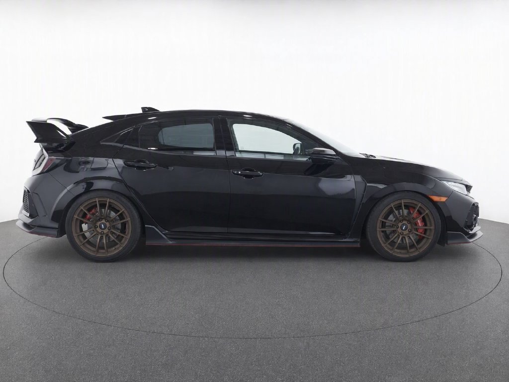 Used 2017 Black Honda Type R Touring image 8