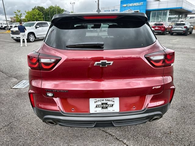 Used 2025 Crimson Metallic Chevrolet RS image 12