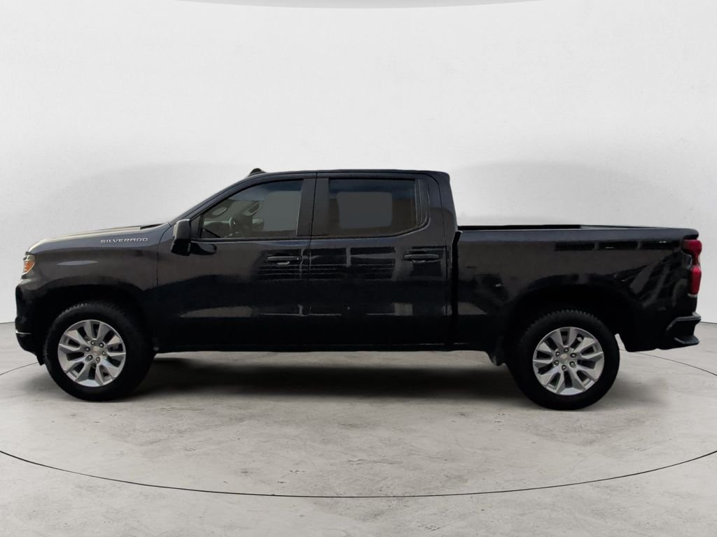 Used 2023 Gray Chevrolet Custom image 8