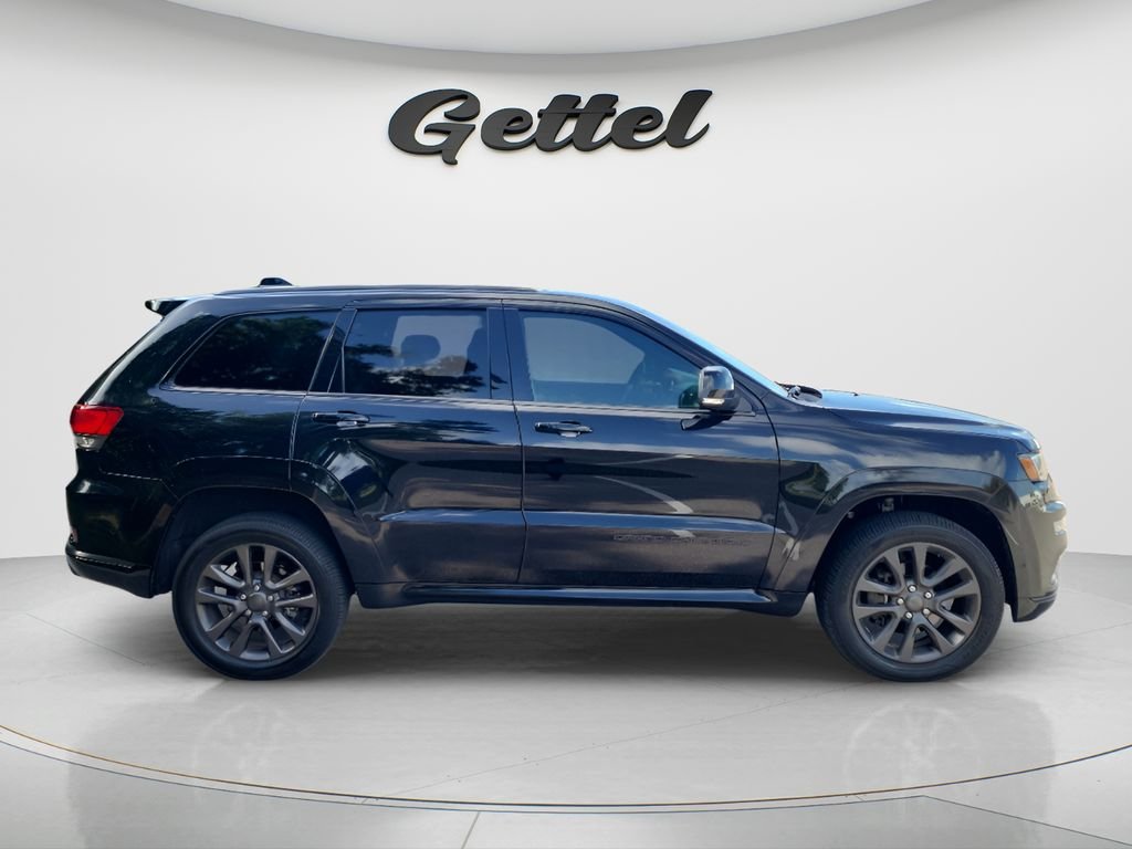 Used 2018 Black Jeep Overland image 4