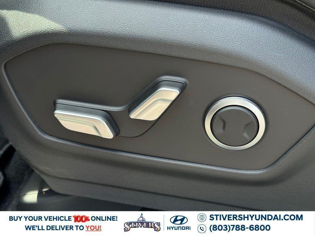 New 2027 Silver Hyundai SEL FWD image 24