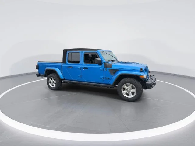 Used 2021 Blue Jeep Freedom Edition image 2