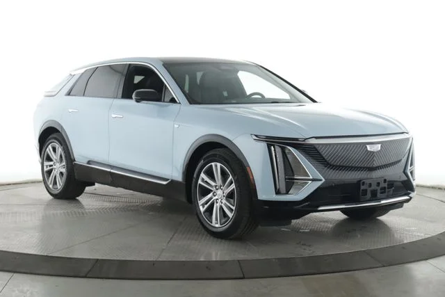Used 2024 Cadillac LYRIQ Tech with VIN 1GYKPMRK2RZ108655 for sale in Findlay, OH