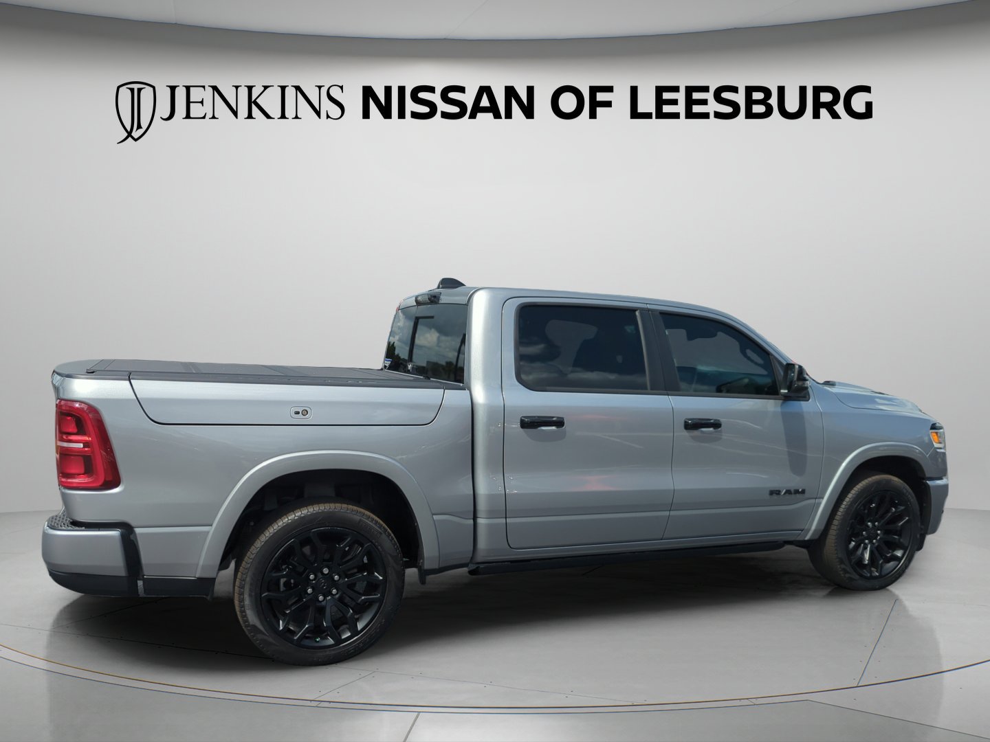 Used 2025 Billet Silver Metallic Clearcoat Ram Limited image 4