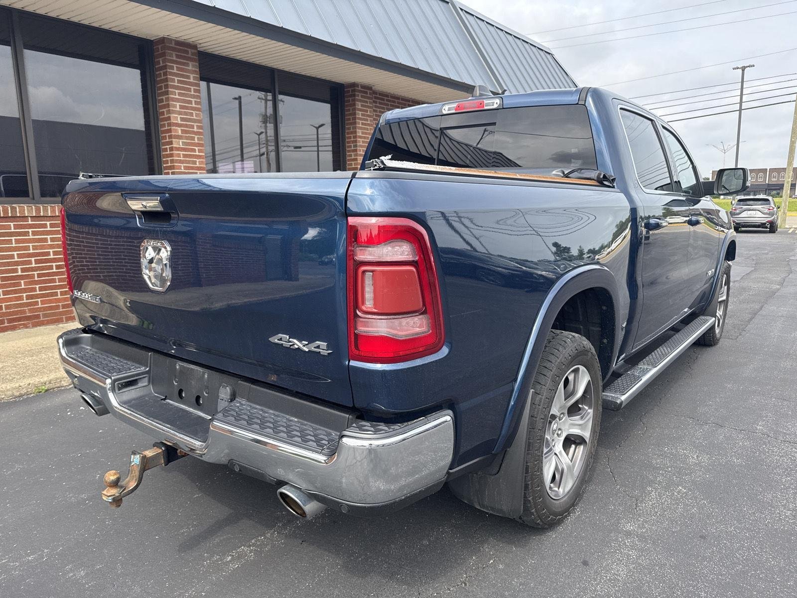 Used 2021 Patriot Blue Pearlcoat Ram Laramie image 6