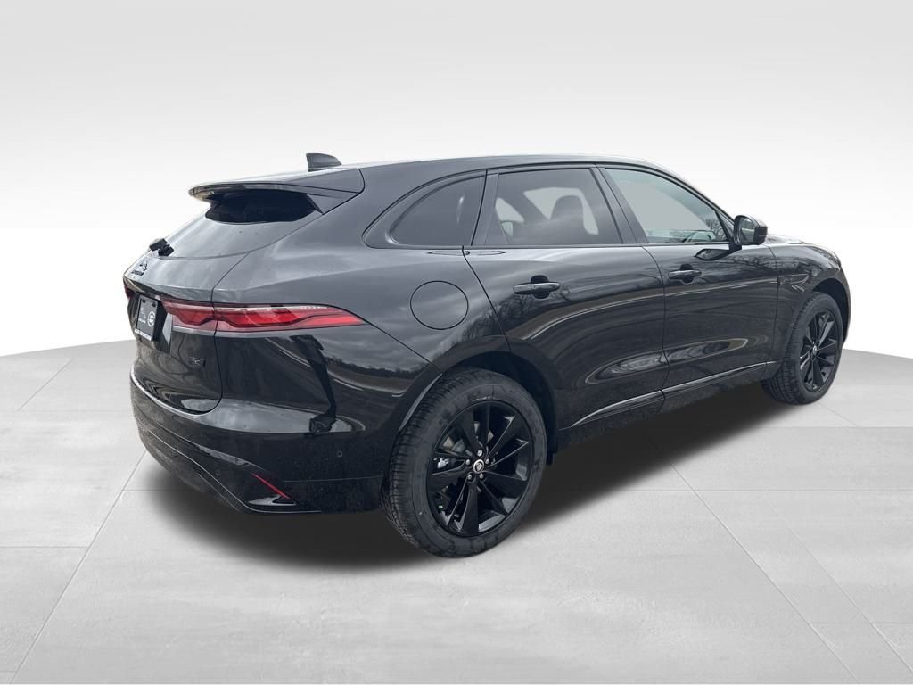 2026 Jaguar F-Pace R-Dynamic S - Photo 7