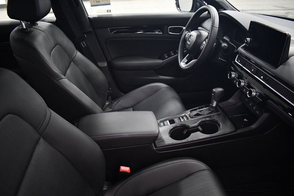 2026 Honda Civic Sport Touring - Photo 32