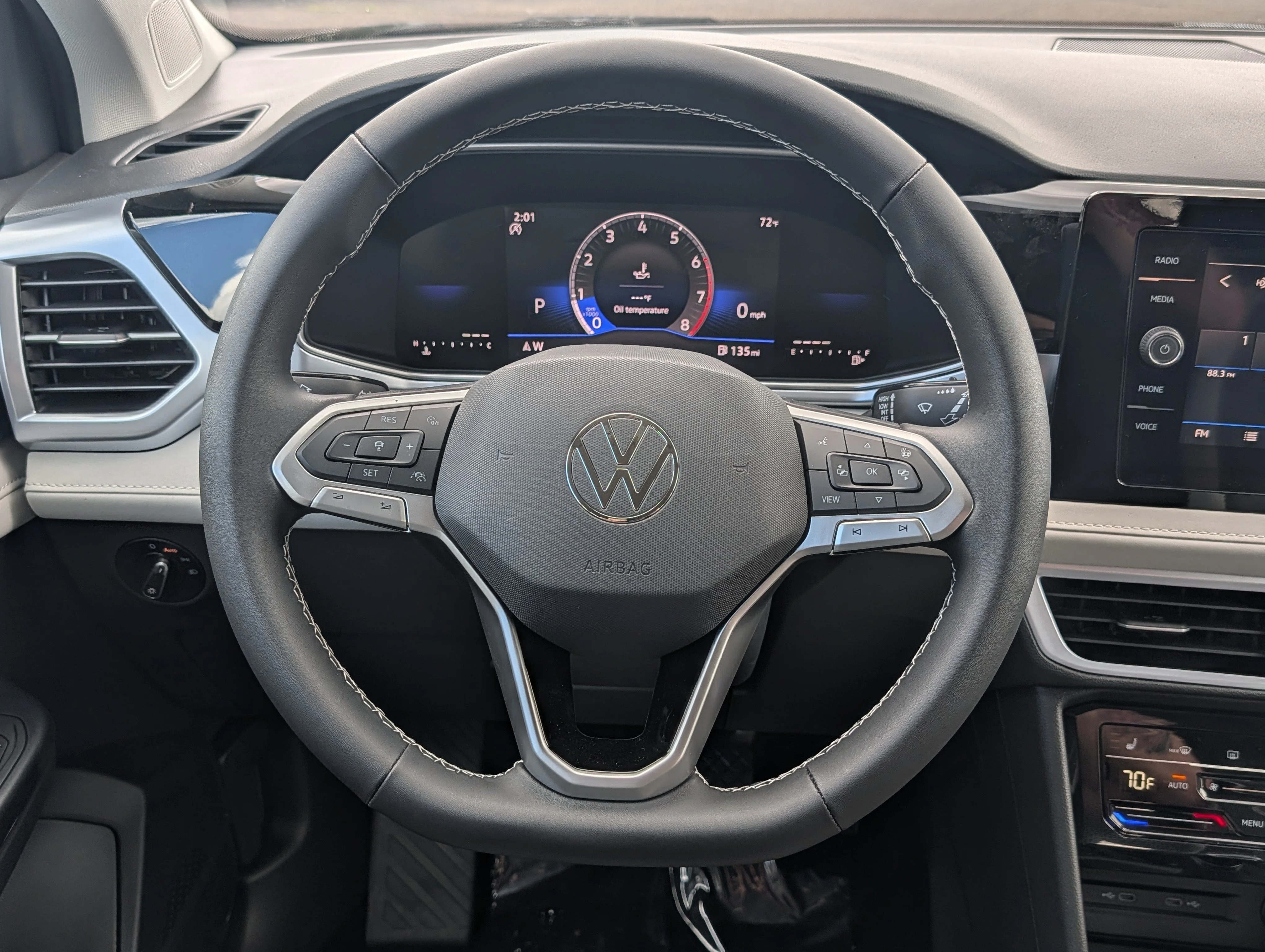 New 2026 Deep Black Pearl Volkswagen SE image 8